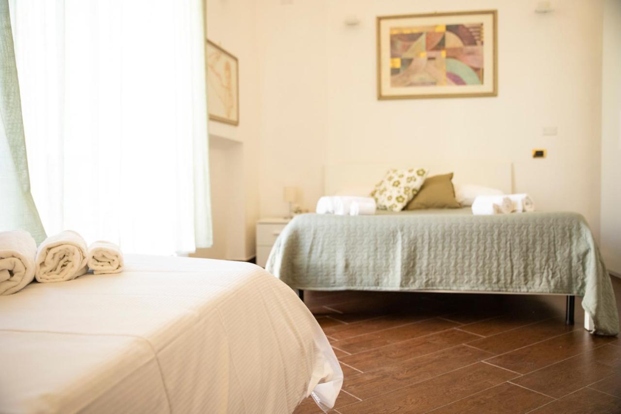 Bed and Breakfast Palazzo De Brado Trani Zewnętrze zdjęcie